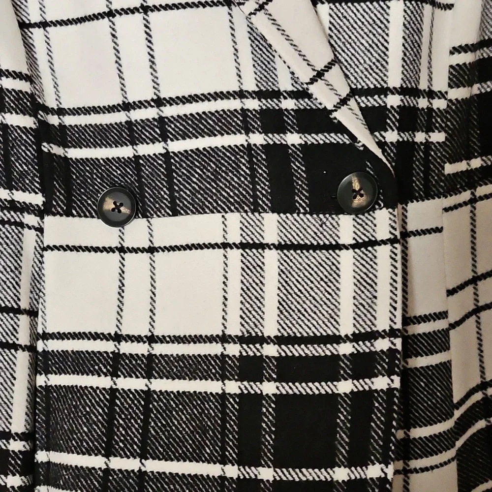 Black and White Plaid Women's Coat - Picture 2 of 8